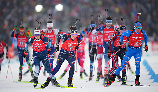 Biatlon ONLINE: Hornig bezchybný, česká smíšená štafeta aktuálně na šestém místě