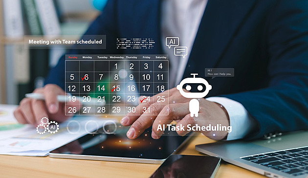 Zapřáhněte roboty. Sedm tipů na kancelářské AI nástroje. Co umí a pro koho se hodí?