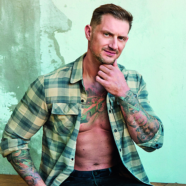 Problém byl, že mi v korporátu nechybělo nic. Bratr Víra o tom, proč začal tetovat