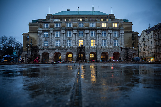 Filozofická fakulta plánuje velké změny, studenti vyjdou na protestní pochod