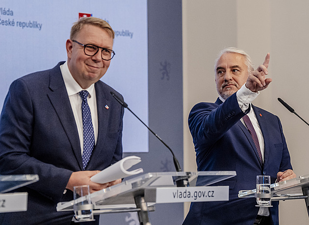 Vláda projedná s odbory návrh rozpočtu, návratu karenční doby se bát nemusí